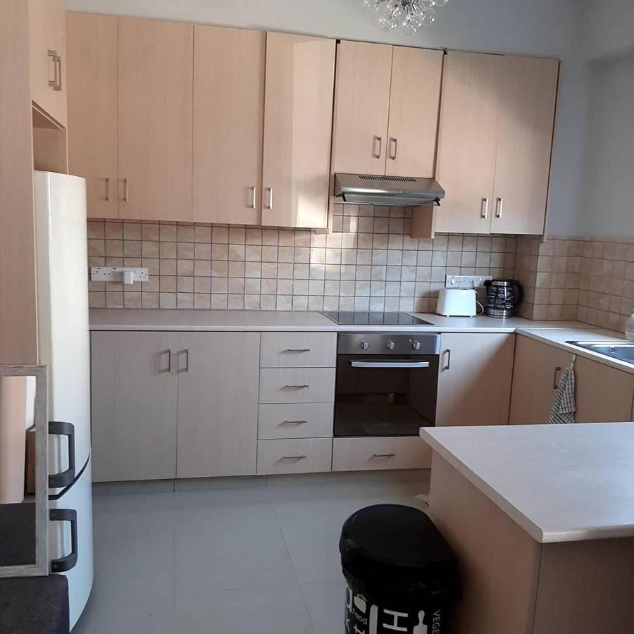 Universe House Dromolaxia Dış mekan fotoğraf